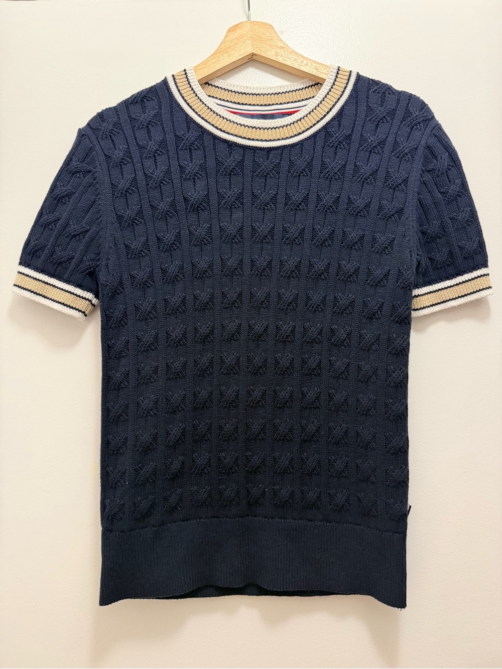 Tommy Hilfiger Navy Cable-Knit Crewneck Sweater with Cream Trim Size Small